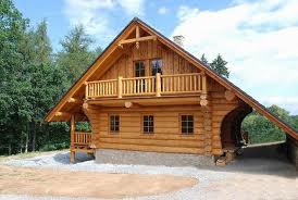 Деревянный дом: выбираем материал